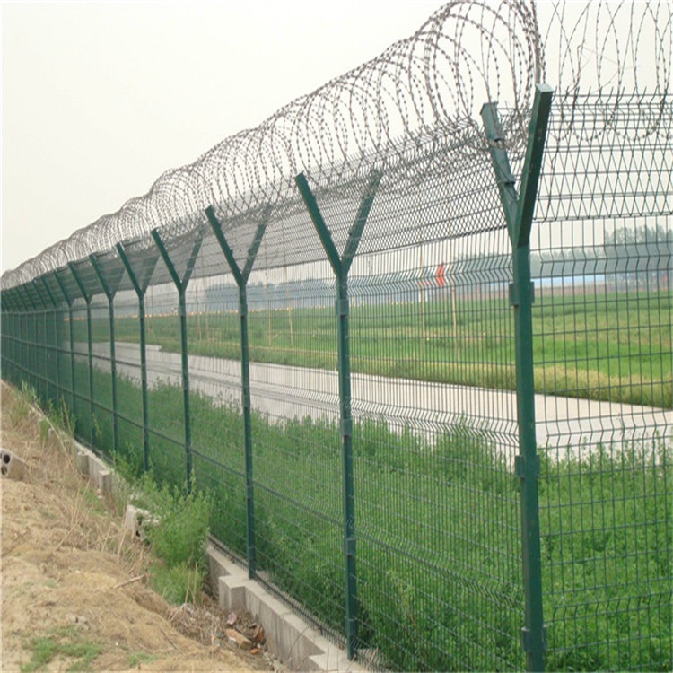 機場圍界、